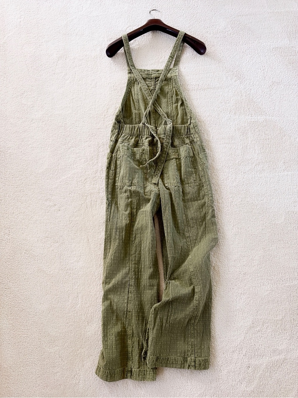 Free People Army Olive Green Textured Cotton Lightweight Overalls sz XS Savannah - Picture 2 of 8